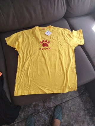 Camiseta Kelme amarilla Talla M