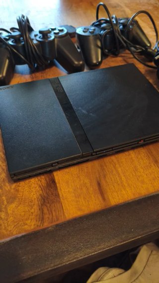 Consola PlayStation 2 Negra + Accesorios