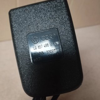 Cierre cinturón trasero VW