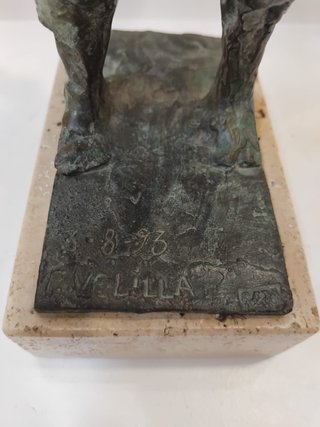 Escultura Bronce Patinado Figuras