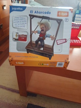 Juego de Mesa El Ahorcado. Trato en mano en Lalín.