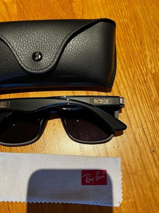 Gafas de sol Ray-Ban Polarizadas Negras