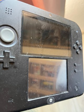 Nintendo 2DS Negra + cargador compatible