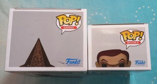 2 Funko Pop Terror: Pyramid Head y Dummy