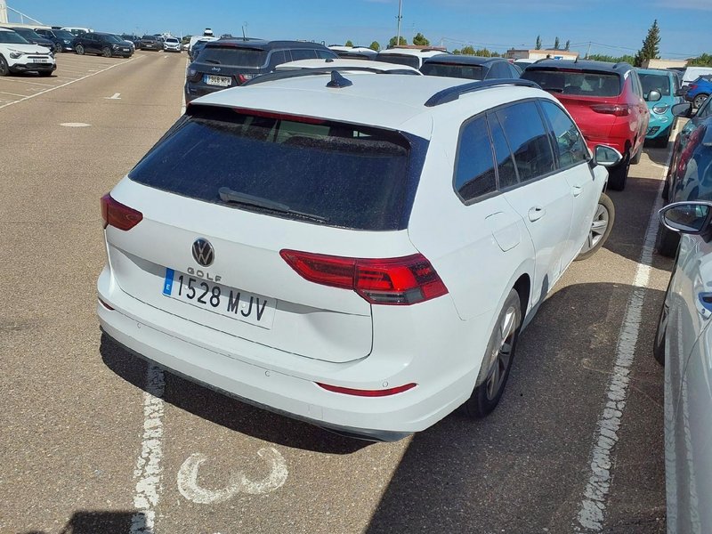 Volkswagen Golf 8 Variant Life 2.0 TDI 2023, foto 2