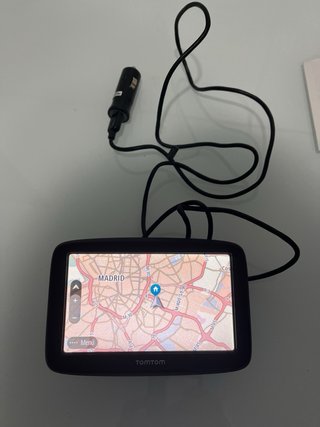 Navegador TomTom con Cargador