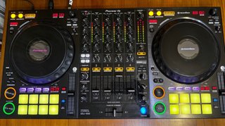Controladora DJ Pioneer DDJ-1000+Maleta +decksaver