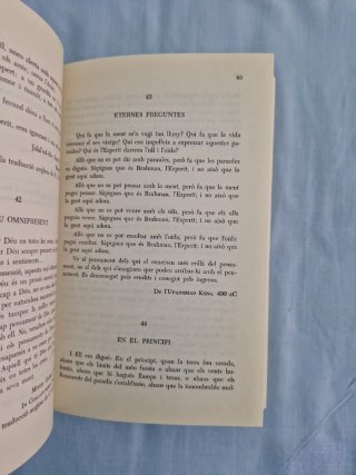 Lote de cuatro libros