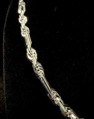 Cadena de plata estilo eslabón