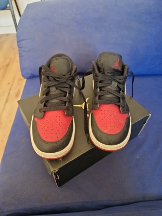 Air Jordan 1 Low Para niño Talla UK 3.5 EUR 36