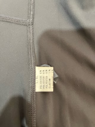 Chaqueta Nike gris con capucha