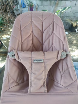 Hamaca BabyBjörn Bliss Rosa Palo