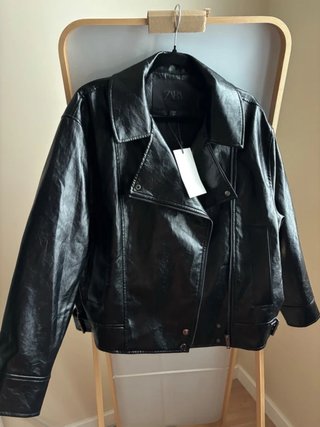 Chaqueta Zara Bomber Negra Colección ZW