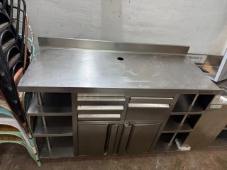 Mesa de acero inoxidable