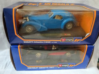 Burago IP Bugatti Atlantic & Corvette