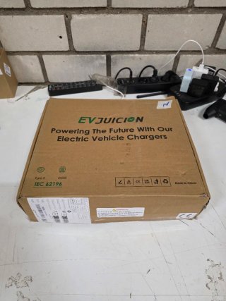 Cargador Coche Eléctrico Bolsa Negra