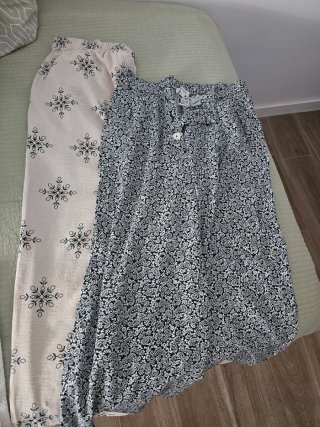 Lote de 5 pantalones y faldas