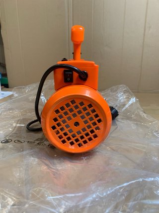 Bomba Vacio y Manometro Vevor 3.5CFM VP125