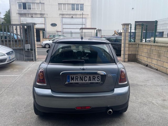 MINI Cooper 2010