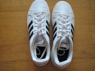 Zapatillas adidas Blancas y Negras