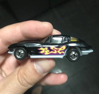 Carrinho Hot Wheels Preto Chama