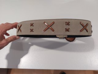 Cinturón de Mujer Beige con Hebilla Decorada