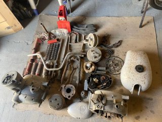 2 moto Gilera Giubileo98, Gilera 98, pezzi ricambi