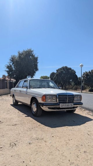 Mercedes-Benz w123 300d 1980