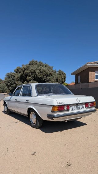 Mercedes-Benz w123 300d 1980