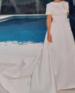 Vestido de Novia Clásico con Velo