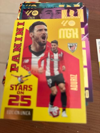 Lote 210 Cromos Panini Liga MGK