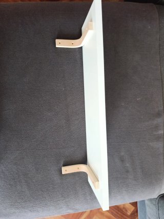 Estantería madera y blanca