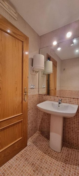 Local comercial en venta en Parque de la Bombilla-Pla de Rascanya en Llíria