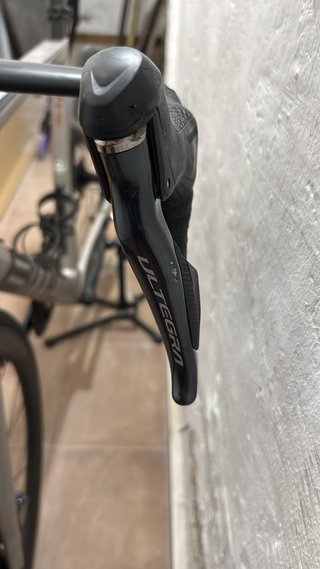Bicicleta carretera carbono Ultegra electrónico