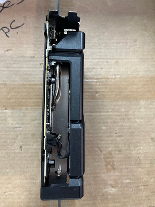 ASUS Dual Radeon RX 9060 XT #168N2Z
