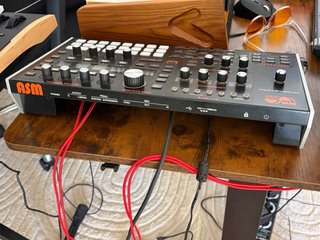 Sintetizador ASM Hydrasynth Desktop c/ decksaver