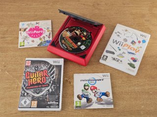 Nintendo Wii Bundle Wii Party, Mario Kart, DK