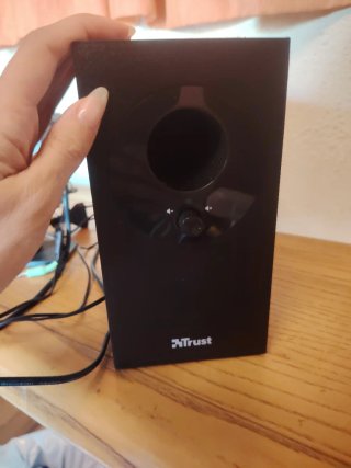Altavoces PC 2.1 Trust con Subwoofer