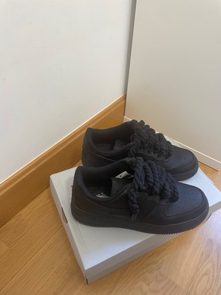 Nike Air Force 1 Negras