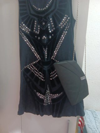 Conjunto de Vestido y Bolso Negro