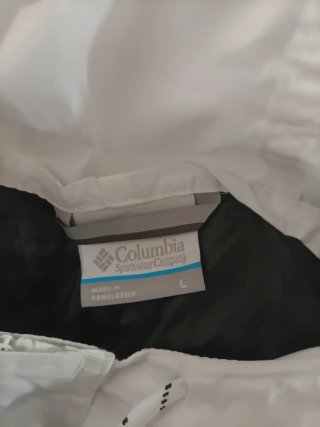Cortavientos Columbia blanco y negro