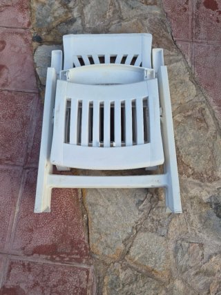Hamacas de piscina blancas