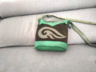 Bolso Artesanal de cuero verde y verde oliva