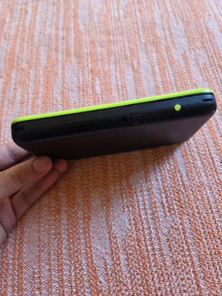 New Nintendo 2DS XL Verde Lima + Mario Kart