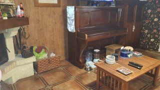 Prestigioso Piano antiguo Rivalta, Un regalo