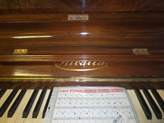Prestigioso Piano antiguo Rivalta, Un regalo