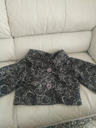 Chaqueta Capa Corta Estampada Talla XL