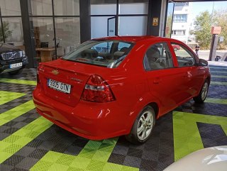 Chevrolet Aveo impoluto, único dueño 101cv