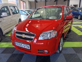 Chevrolet Aveo impoluto, único dueño 101cv