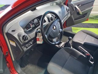 Chevrolet Aveo impoluto, único dueño 101cv